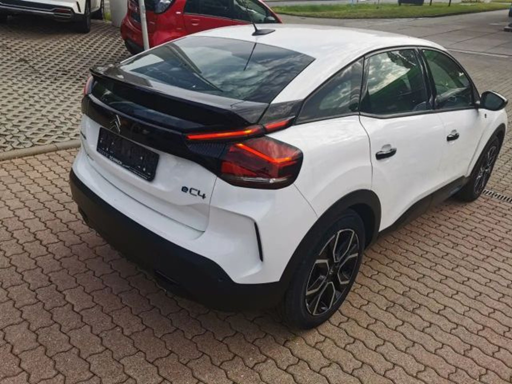 Citroën Ë-C4
