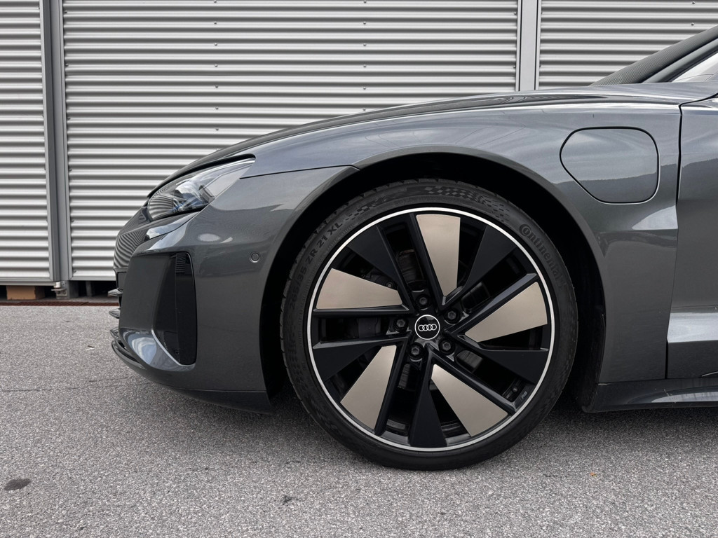 Audi e-tron GT