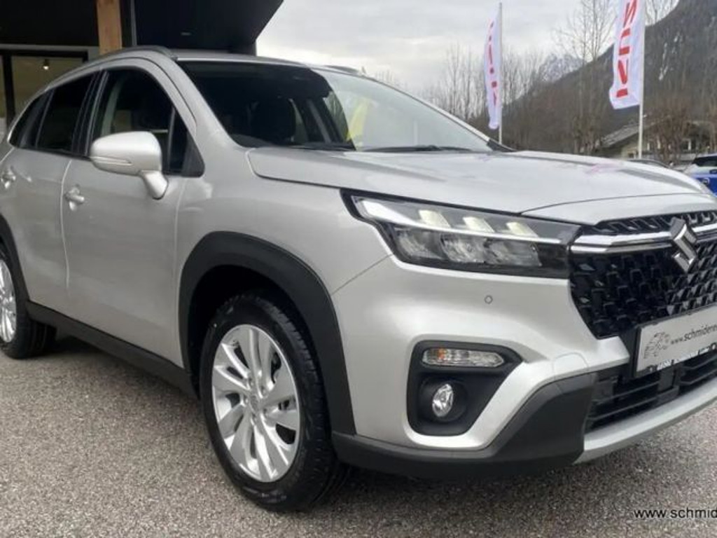 Suzuki S-Cross