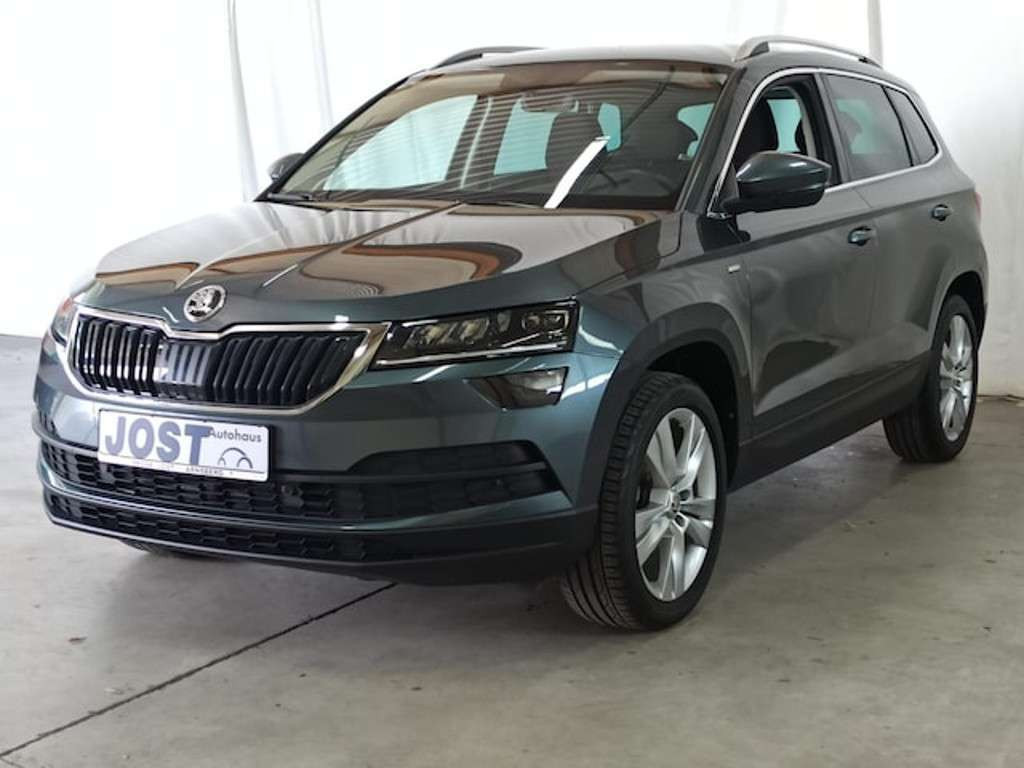 Skoda Karoq 2021 Benzine