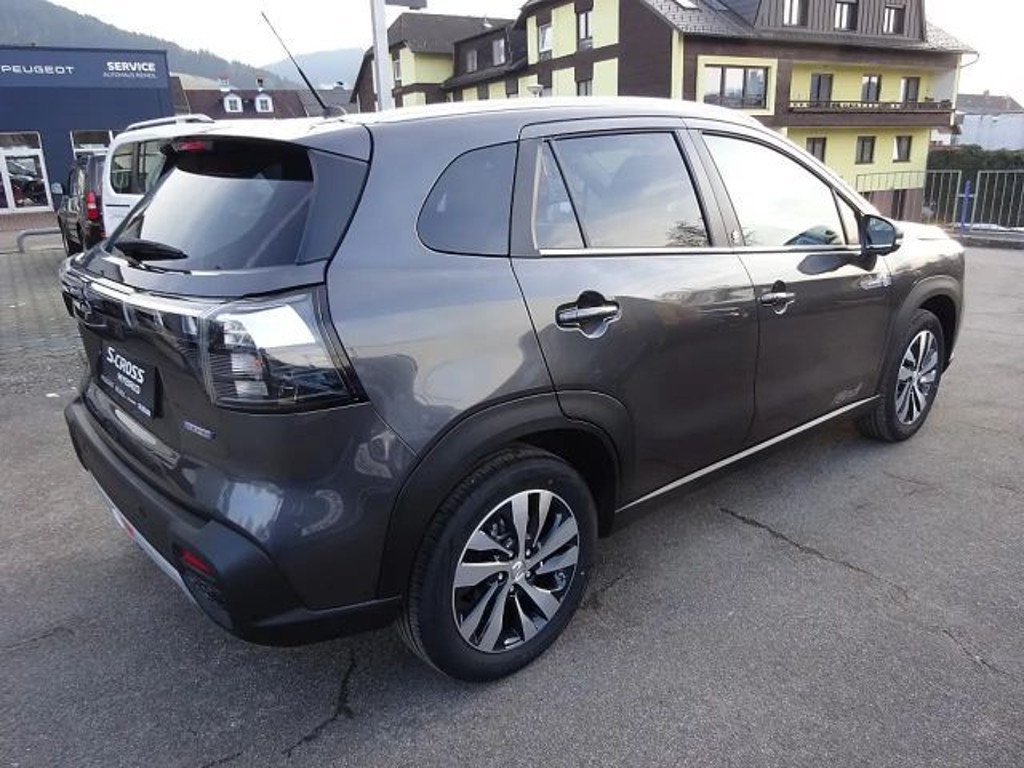 Suzuki S-Cross