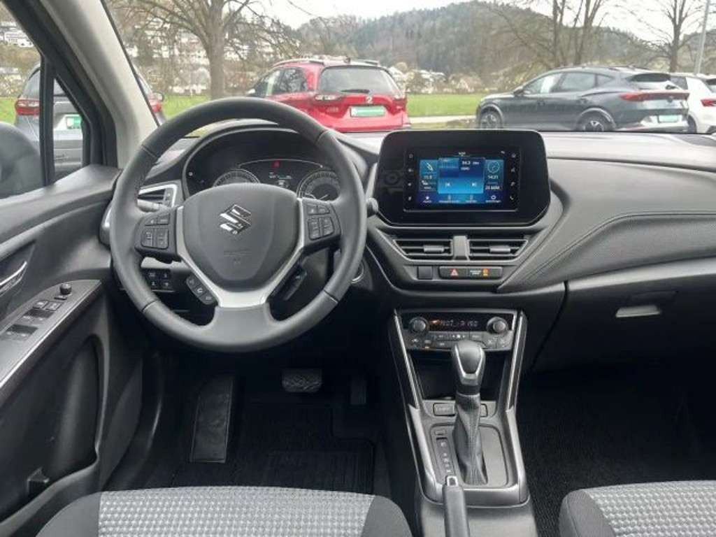 Suzuki S-Cross