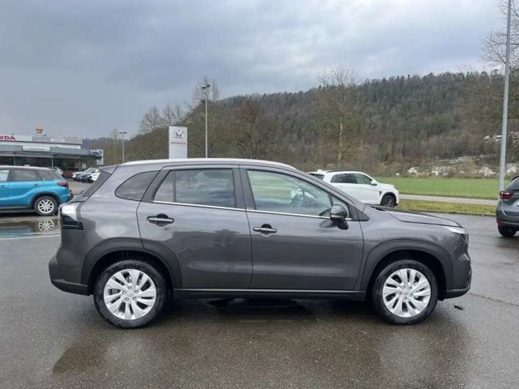 Suzuki S-Cross