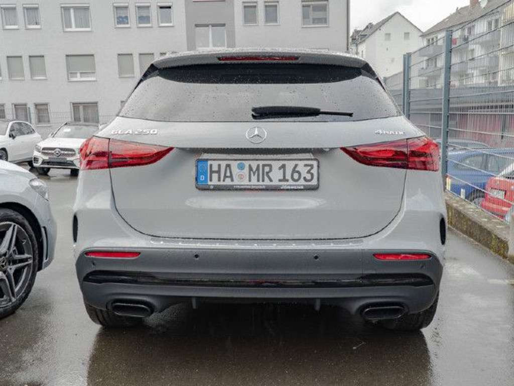 Mercedes-Benz GLA-Klasse