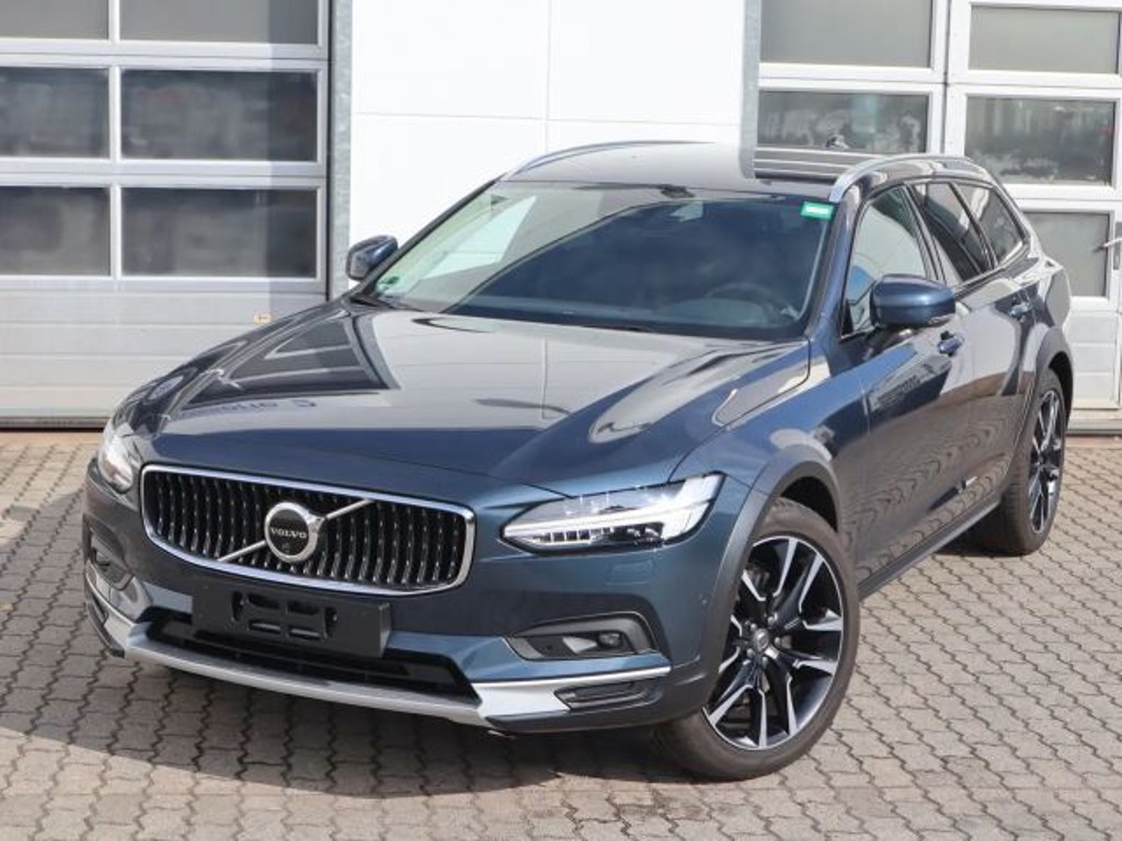 Volvo V90 Cross Country