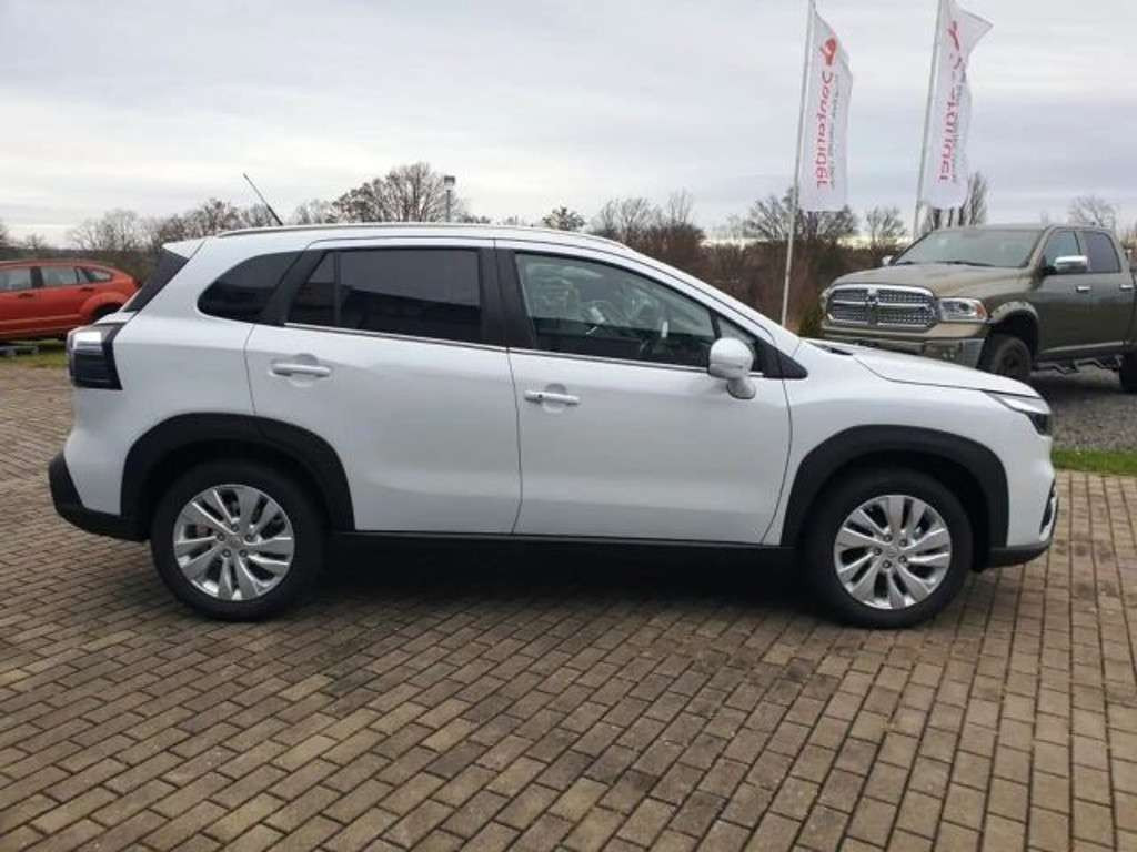 Suzuki S-Cross