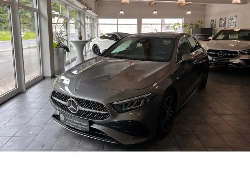 Mercedes-Benz A-Klasse 2024 Benzine