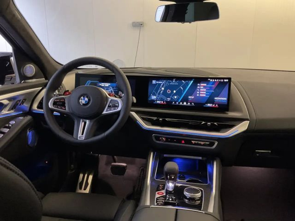 BMW XM