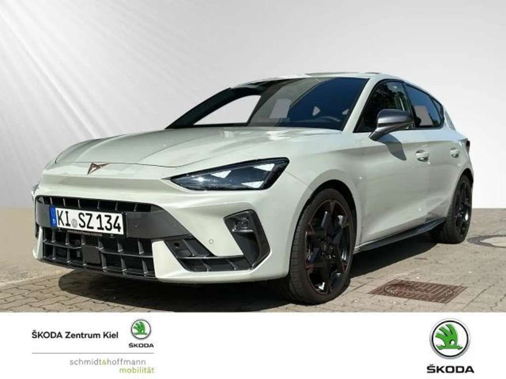 Cupra Leon 2025 Benzine