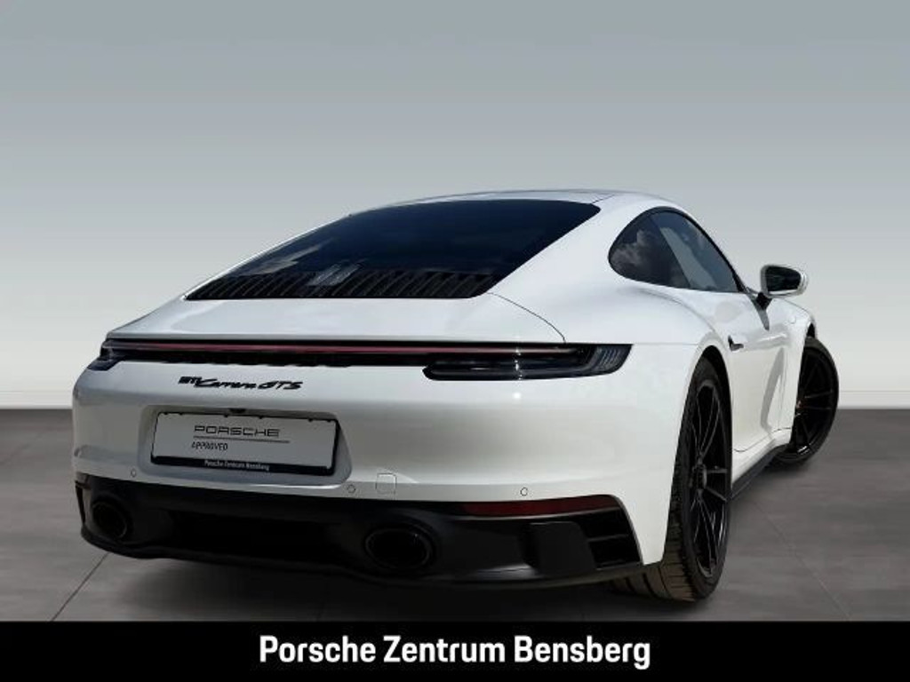 Porsche 992