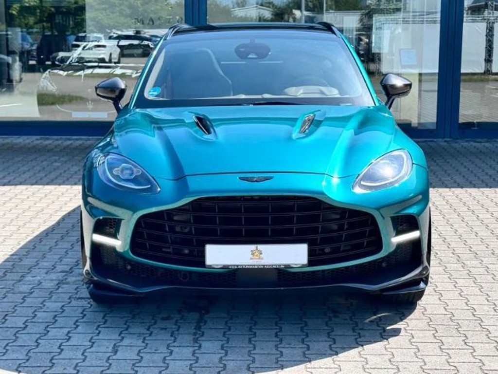 Aston Martin DBX