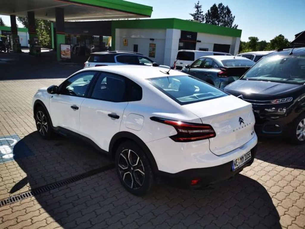 Citroën Ë-C4