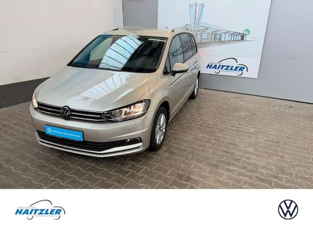 Volkswagen Touran 2023 Benzine