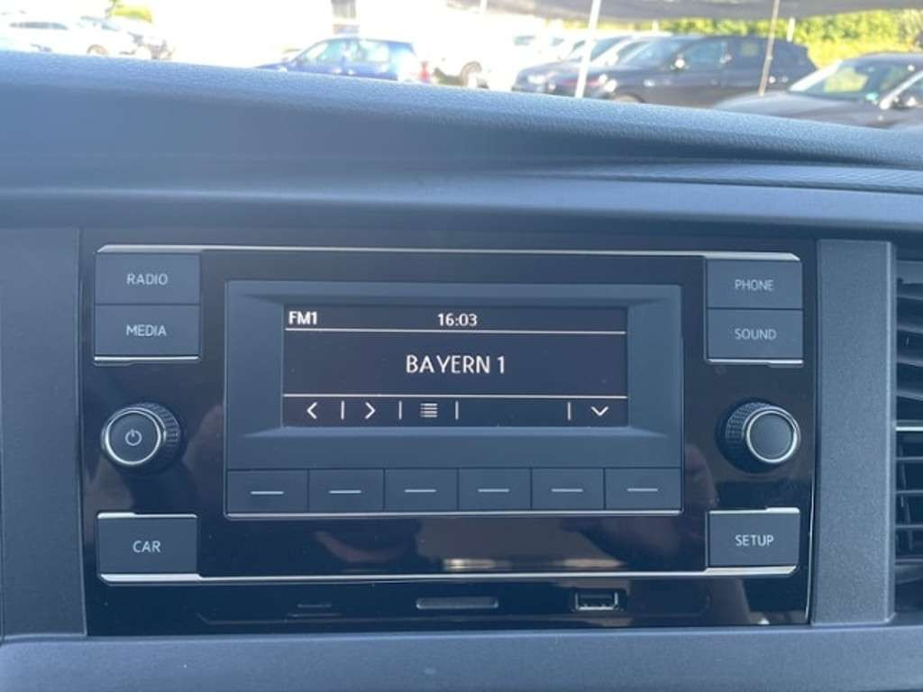 Volkswagen Caravelle