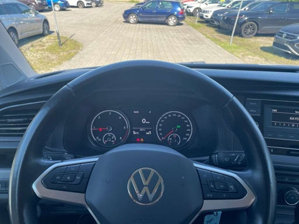 Volkswagen Caravelle