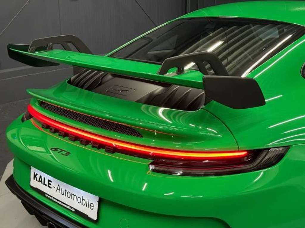 Porsche 992