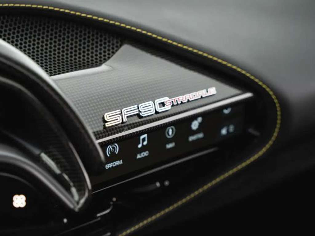 Ferrari SF90