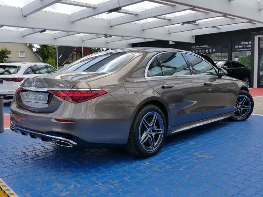 Mercedes-Benz S-Klasse