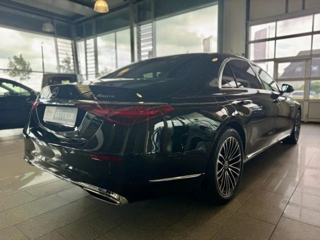 Mercedes-Benz S-Klasse