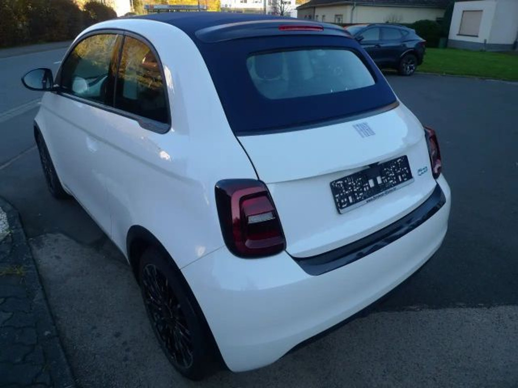 Fiat 500e