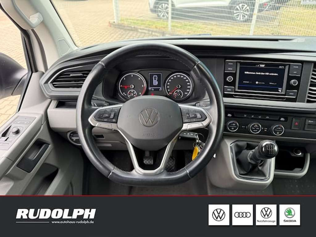 Volkswagen Caravelle