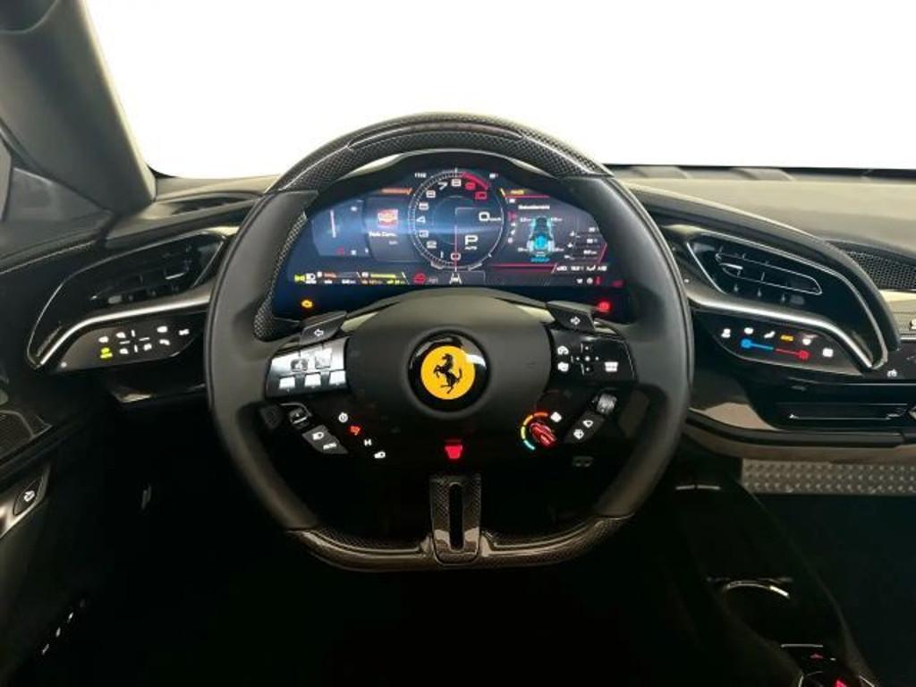 Ferrari SF90