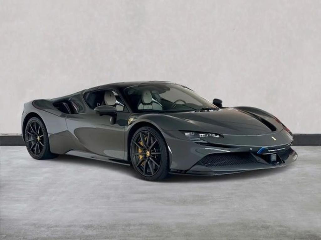 Ferrari SF90