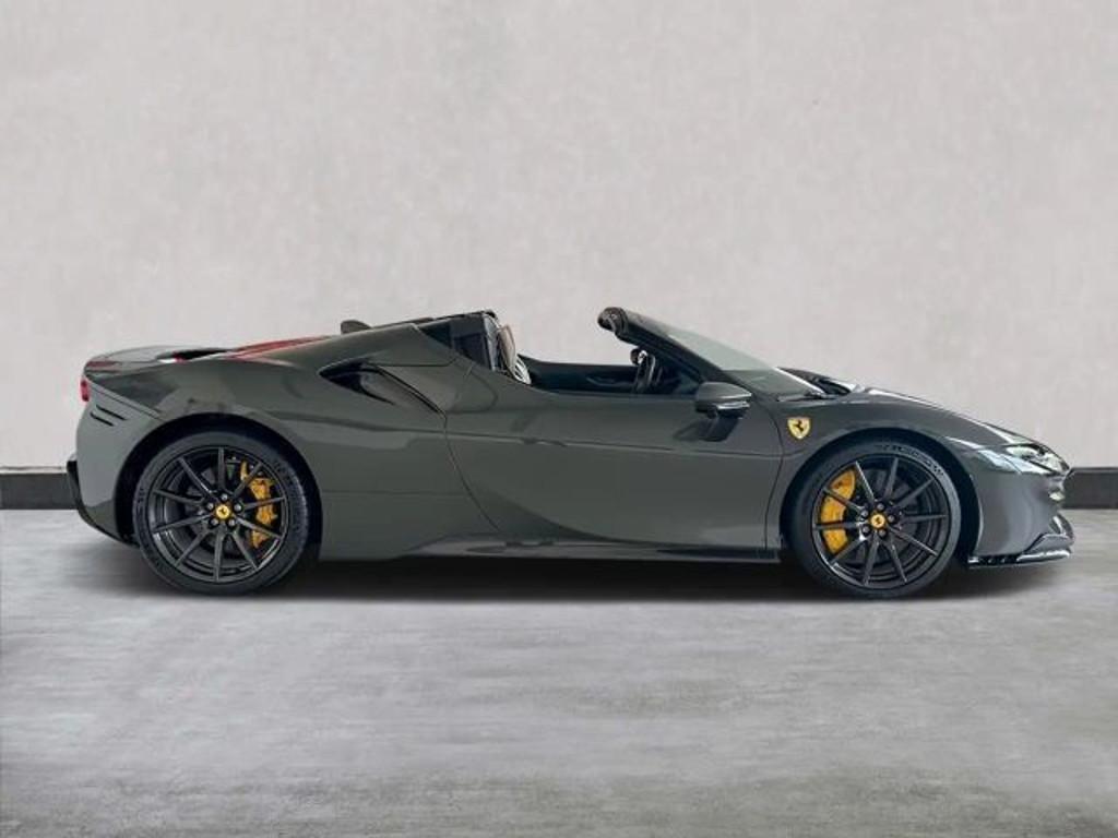 Ferrari SF90