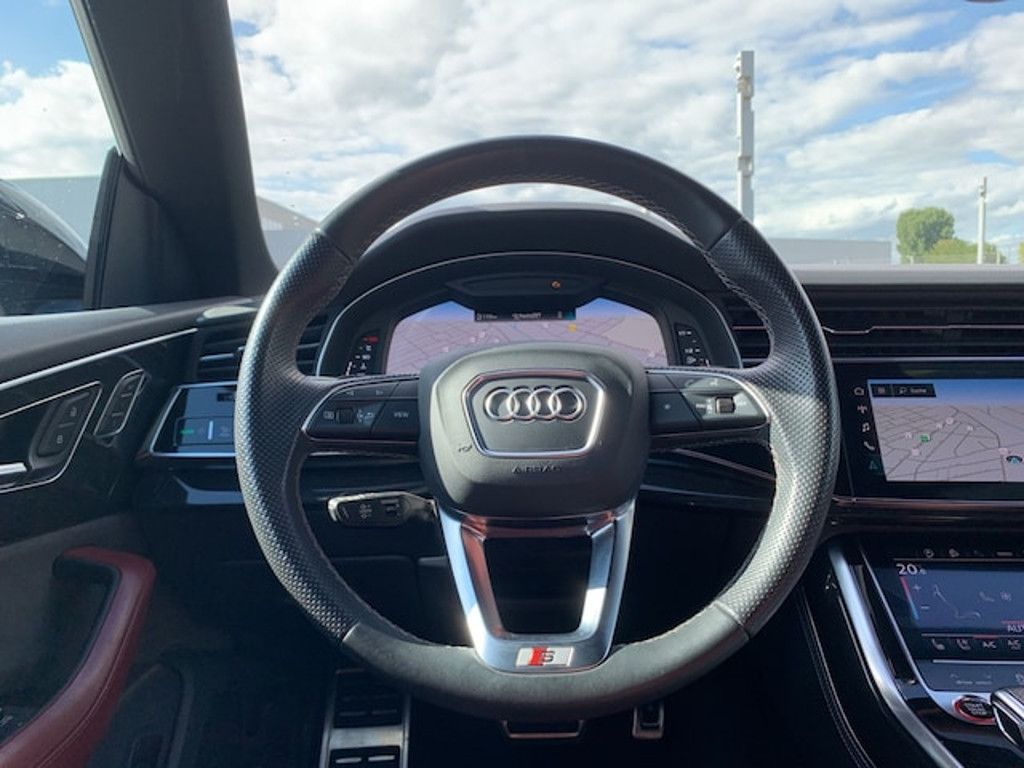 Audi SQ8