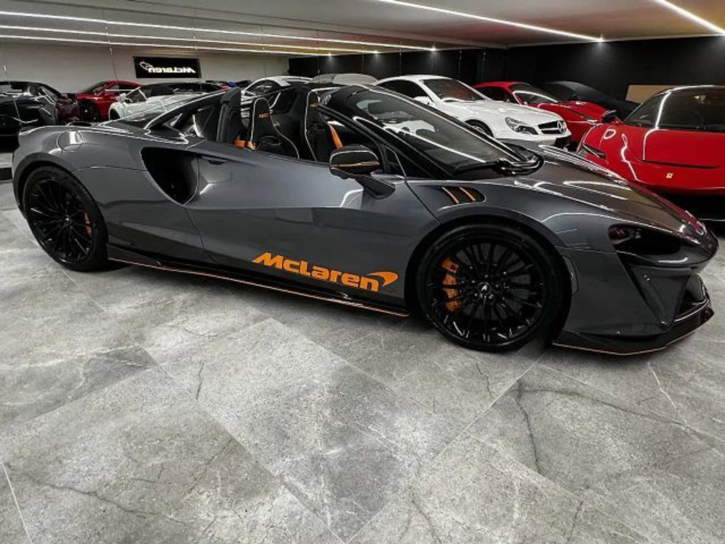 McLaren Artura