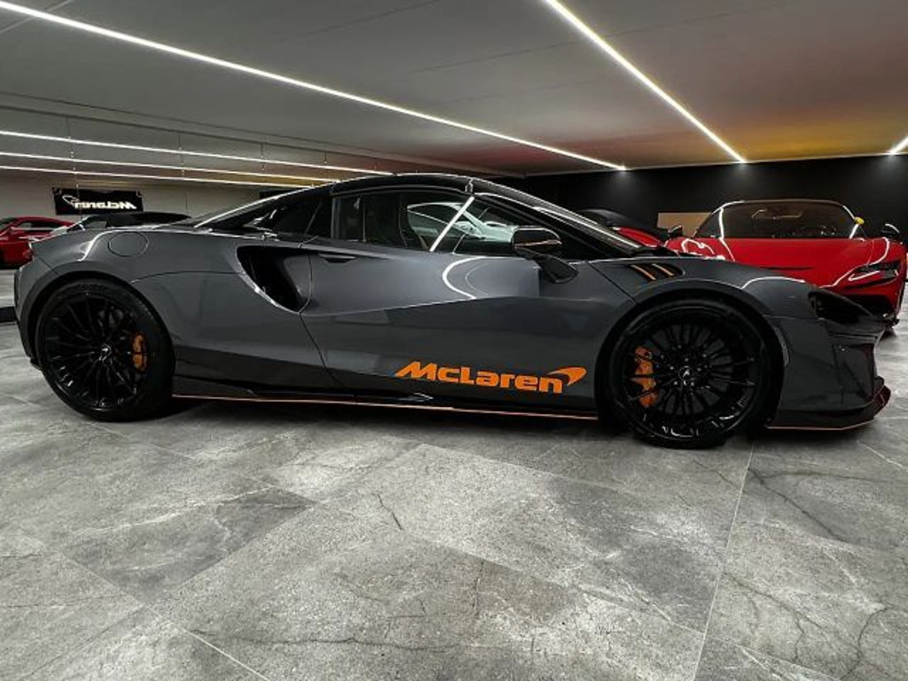 McLaren Artura