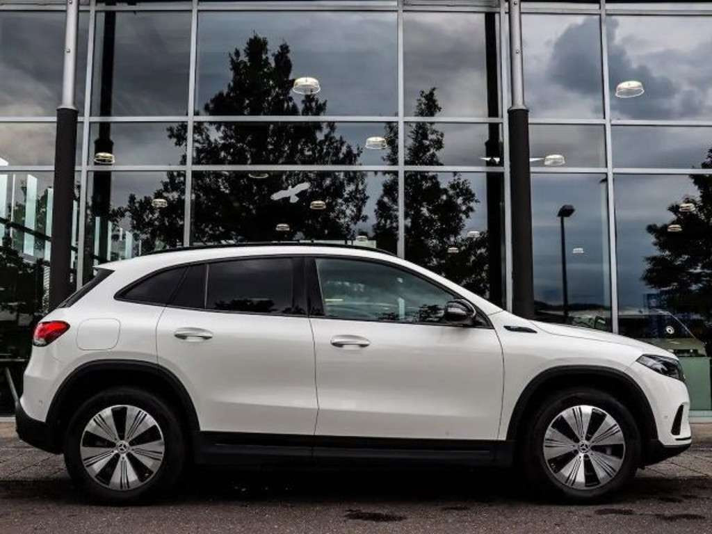 Mercedes-Benz EQA