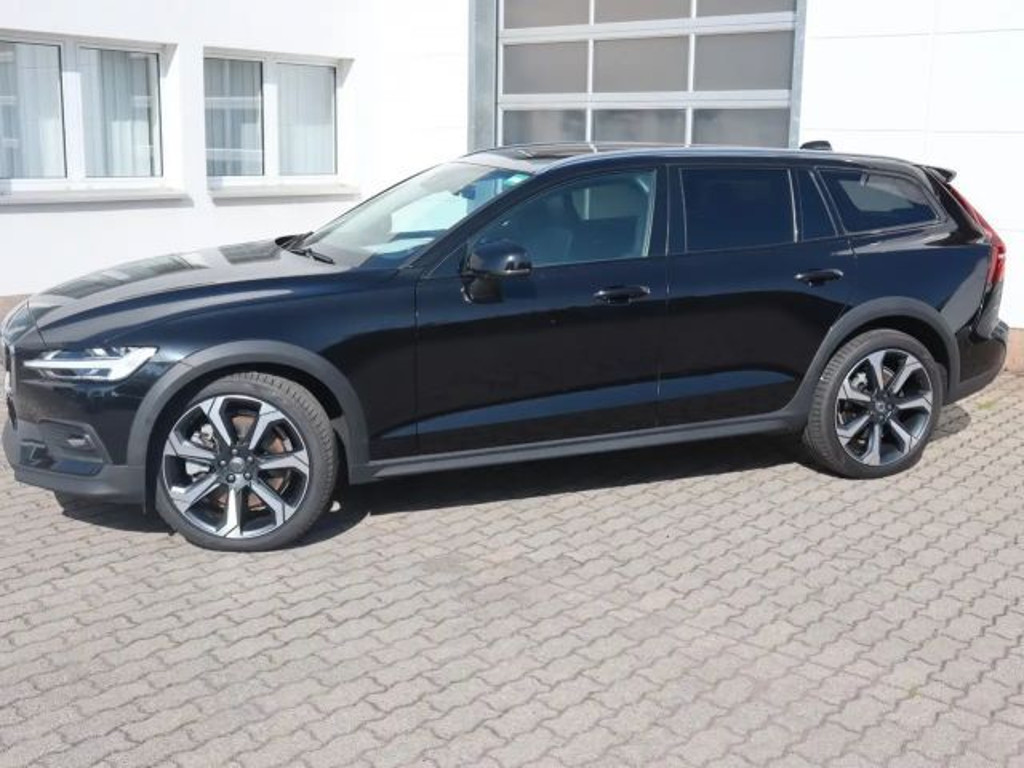 Volvo V60 Cross Country