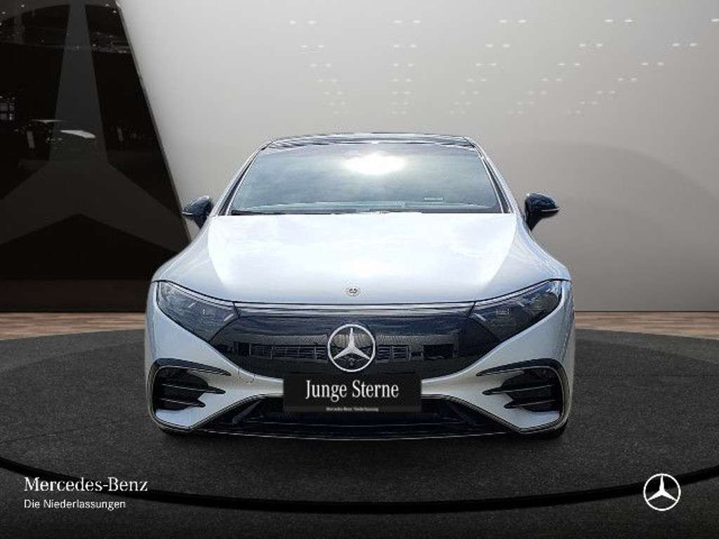 Mercedes-Benz EQS