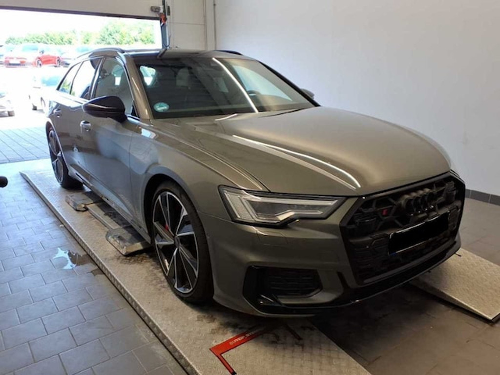 Audi S6