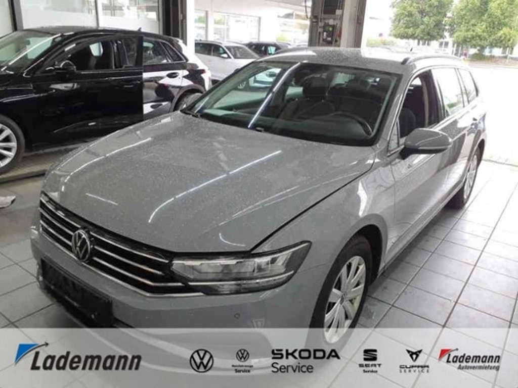 Volkswagen Passat 2023 Benzine