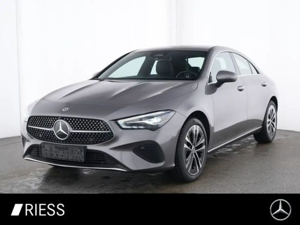 Mercedes-Benz CLA-Klasse 2025 Benzine