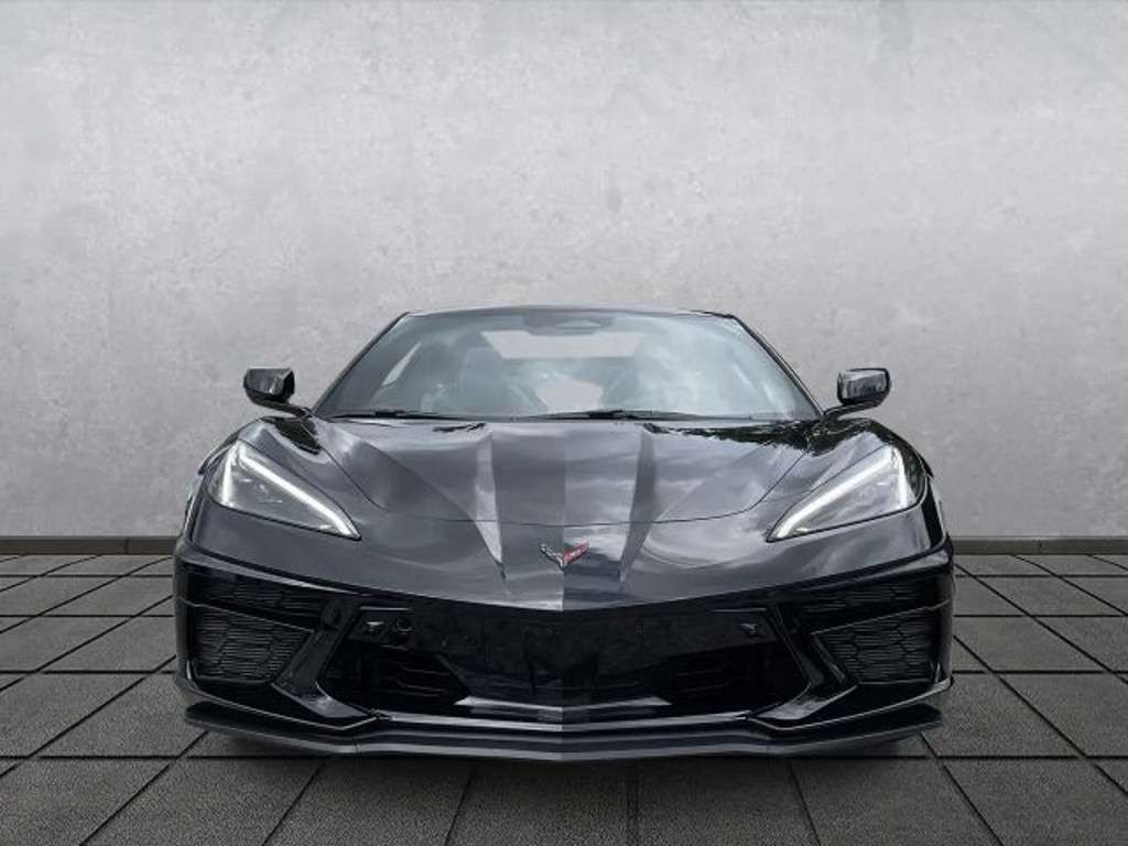 Corvette C8