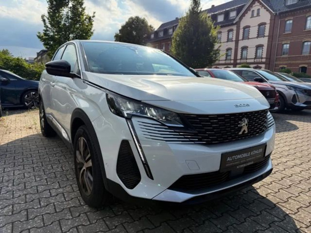 Peugeot 3008 2023 Benzine