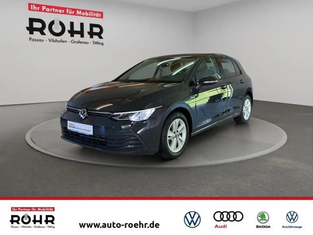 Volkswagen Golf 2023 Benzine