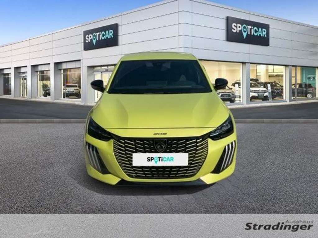 Peugeot e-208