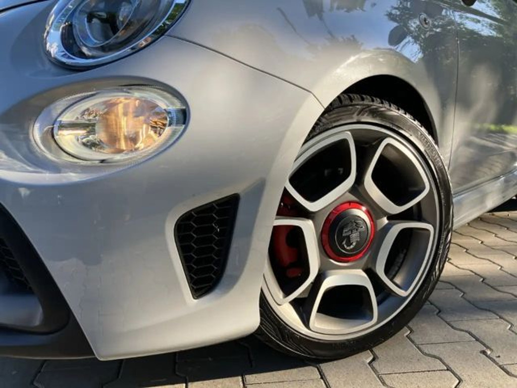 Abarth 595