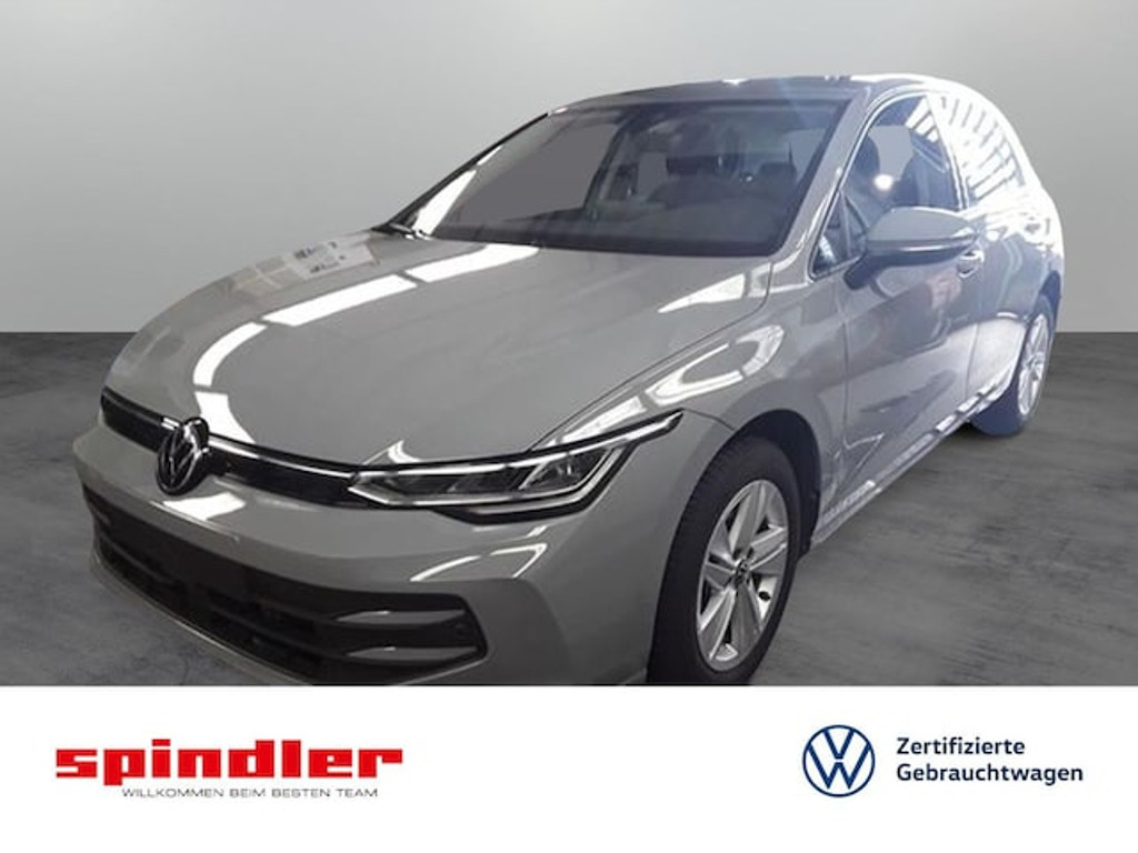 Volkswagen Golf 2024 Benzine