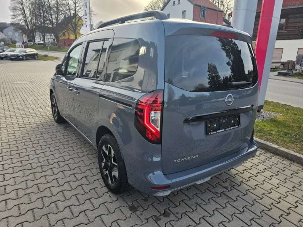 Nissan Townstar