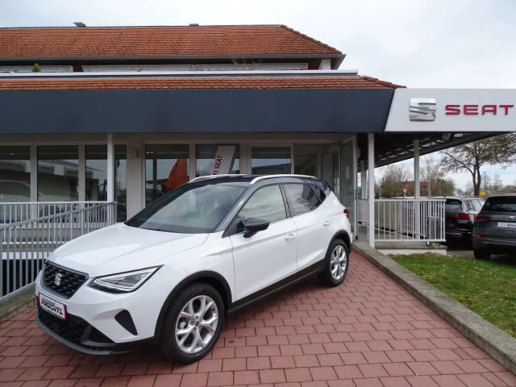 Seat Arona 2024 Benzine