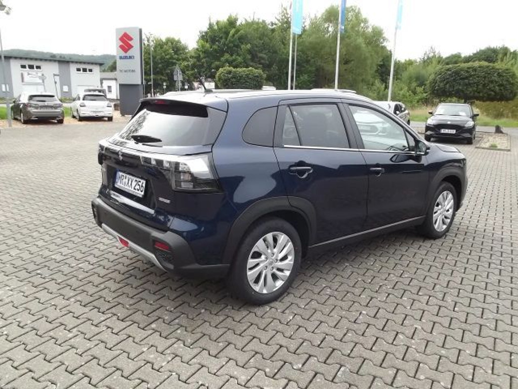 Suzuki S-Cross