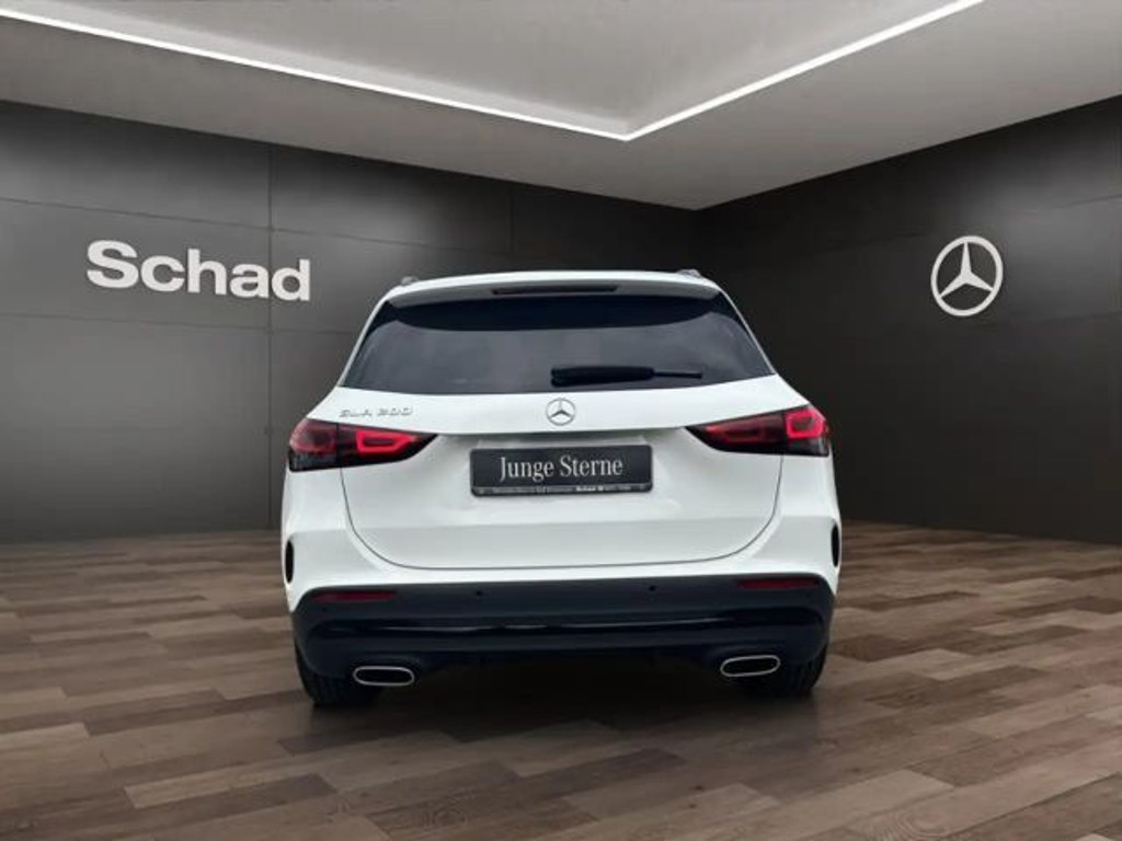 Mercedes-Benz GLA-Klasse
