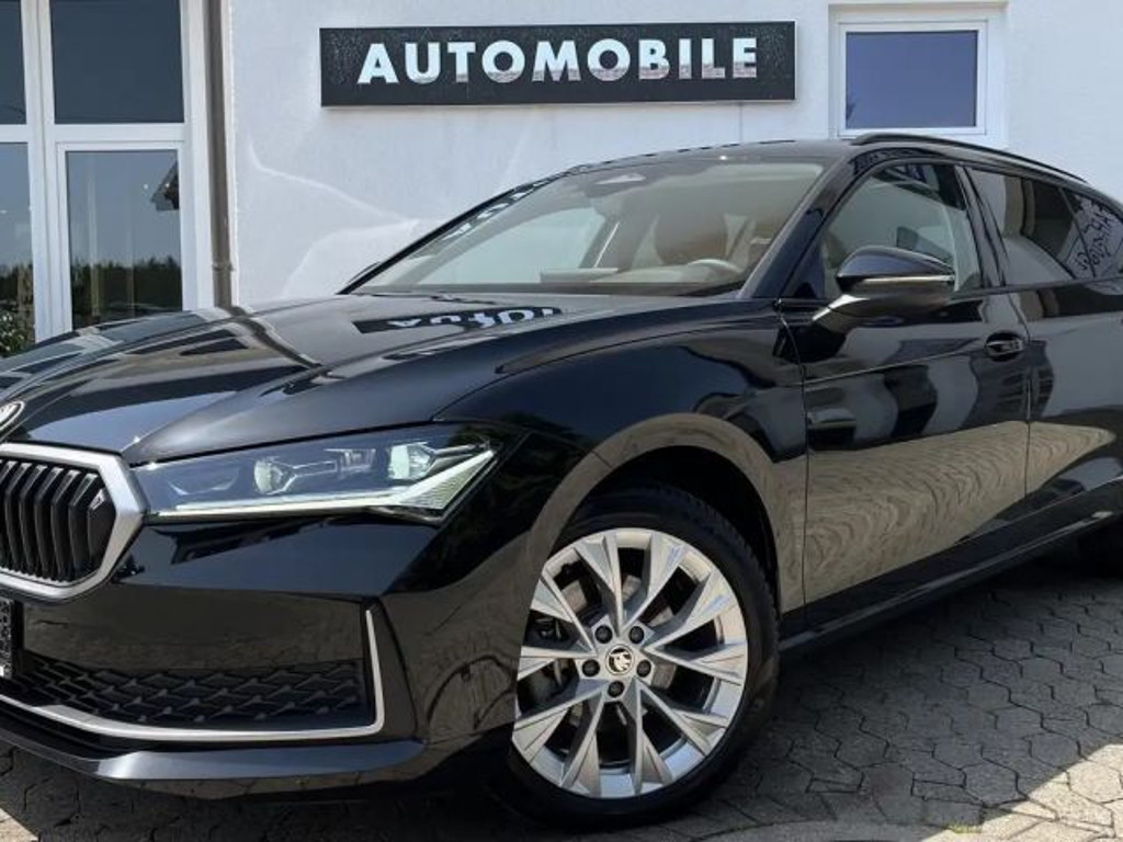 Skoda Superb 2024 Benzine