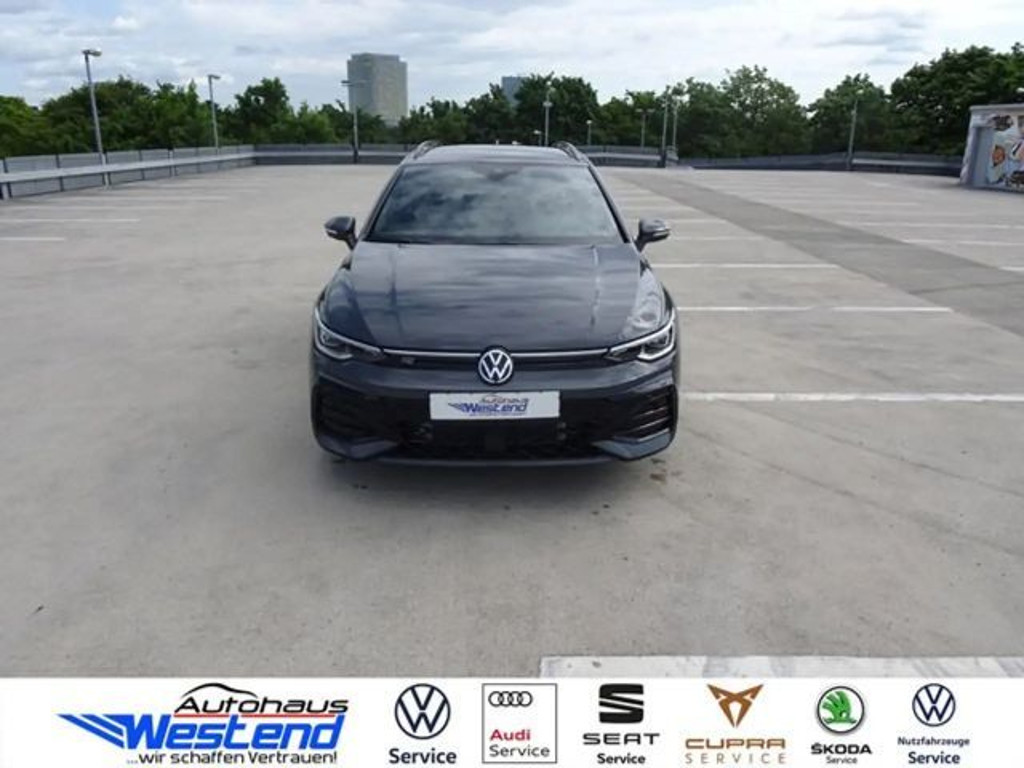 Volkswagen Golf 2025 Benzine
