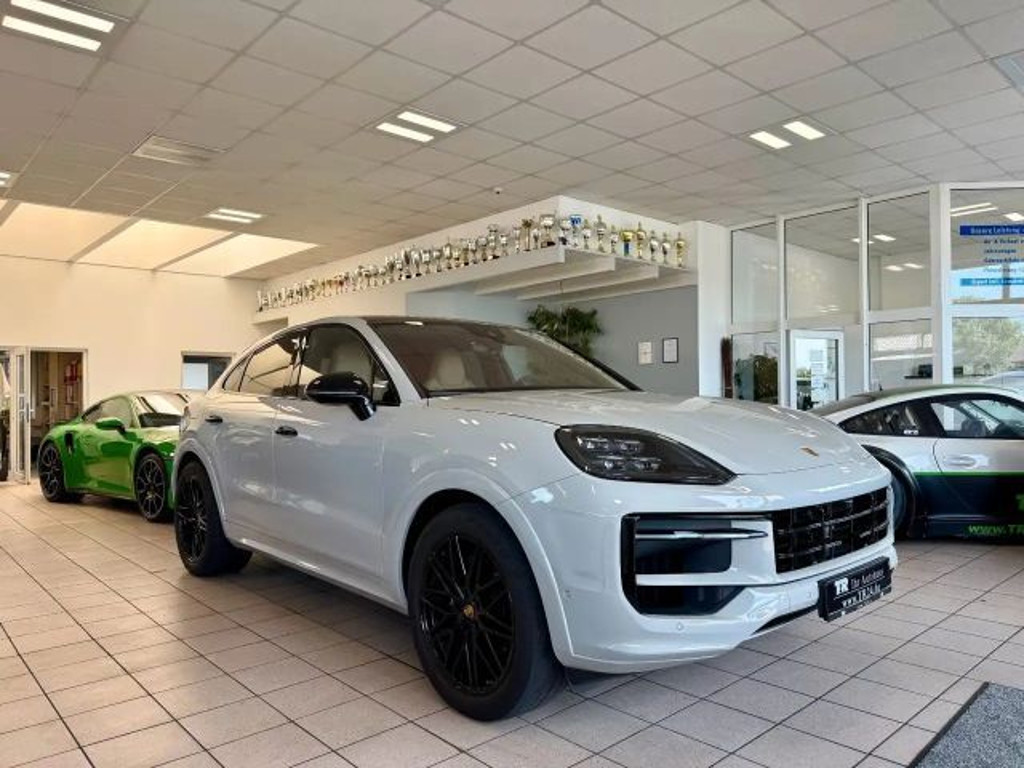 Porsche Cayenne 2023 Benzine